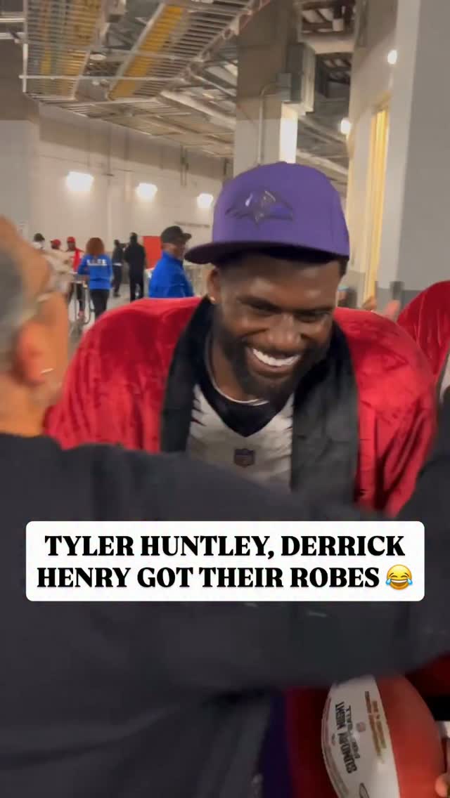 Tyler Huntley and Derrick Henry hon...