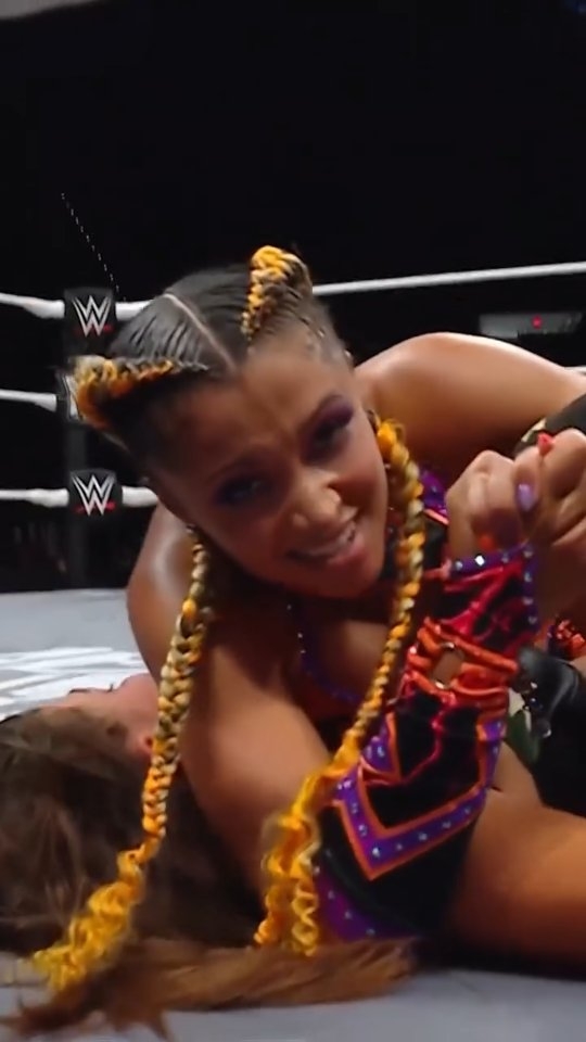 Kelani Jordan celebrates her NXT Ch...