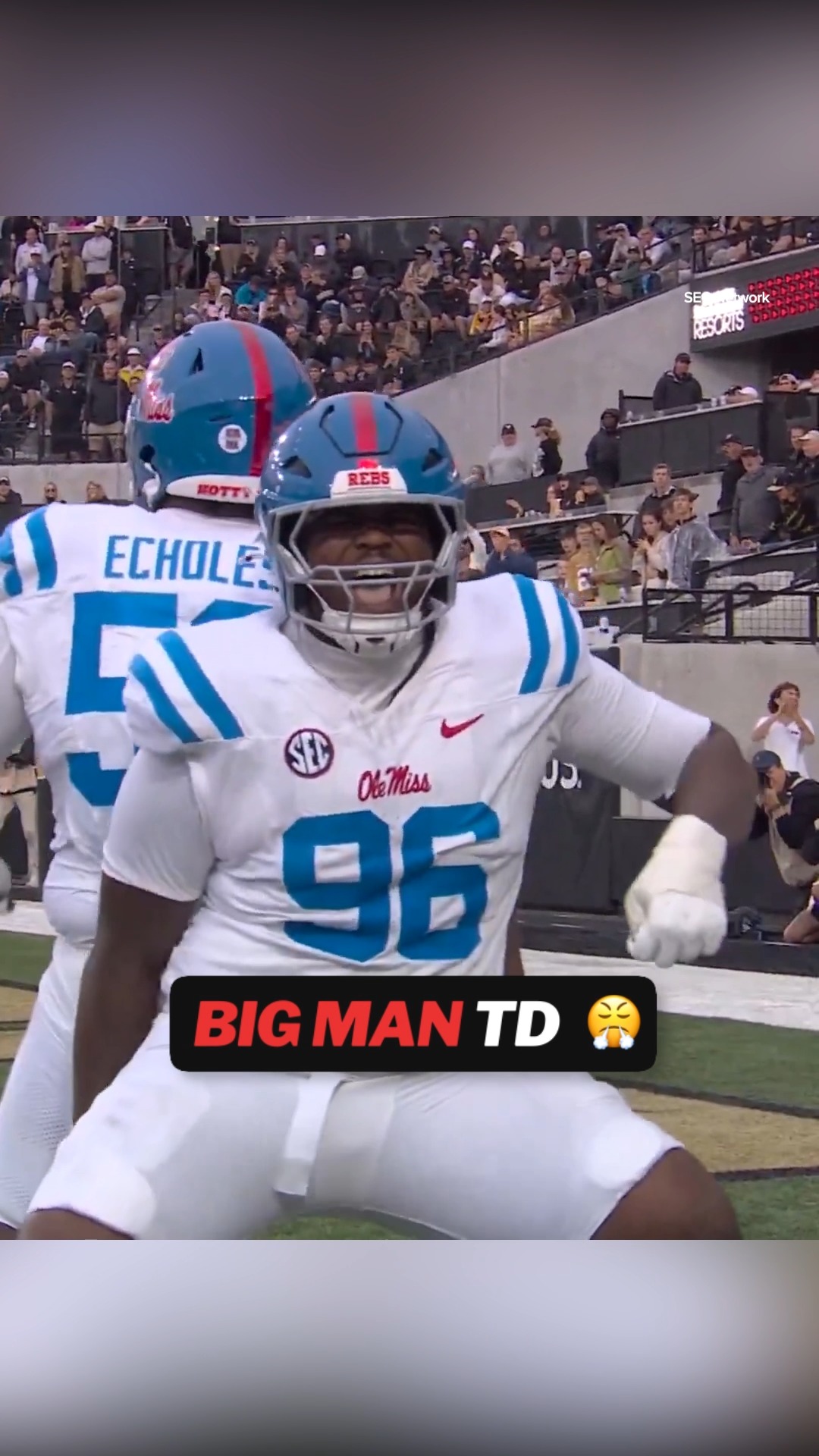 Big Man Touchdown for Ole Miss!