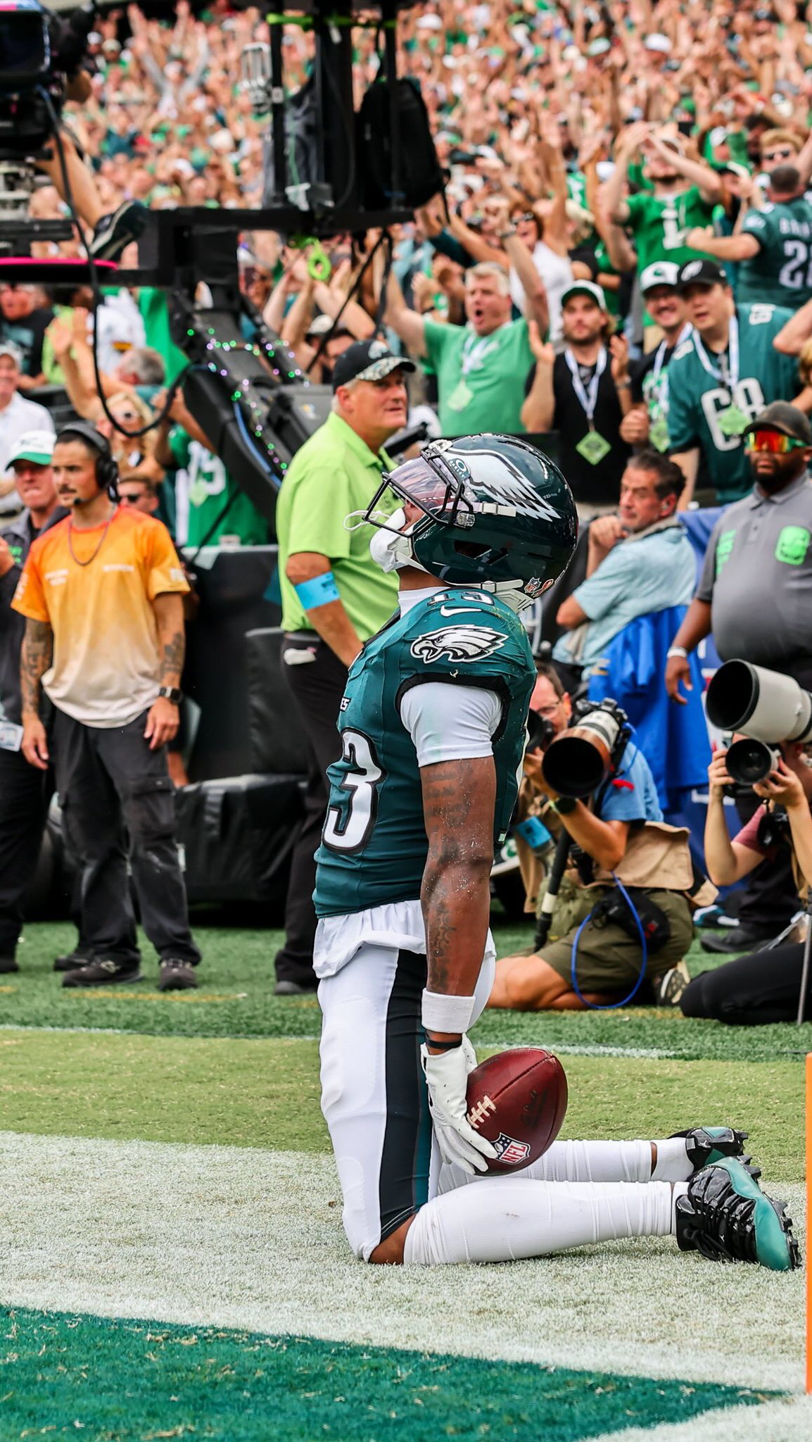 Eagles player Wicks celebrates a su...