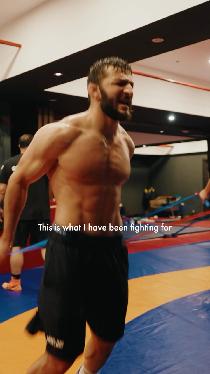 Georgian wrestler Gamkrelidze belie...
