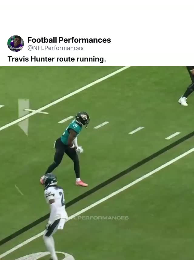 Travis Hunter shows off his route r...
