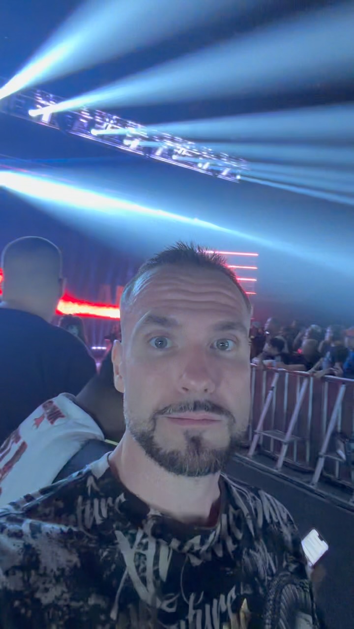WWE Arena Intro Before SmackDown La...