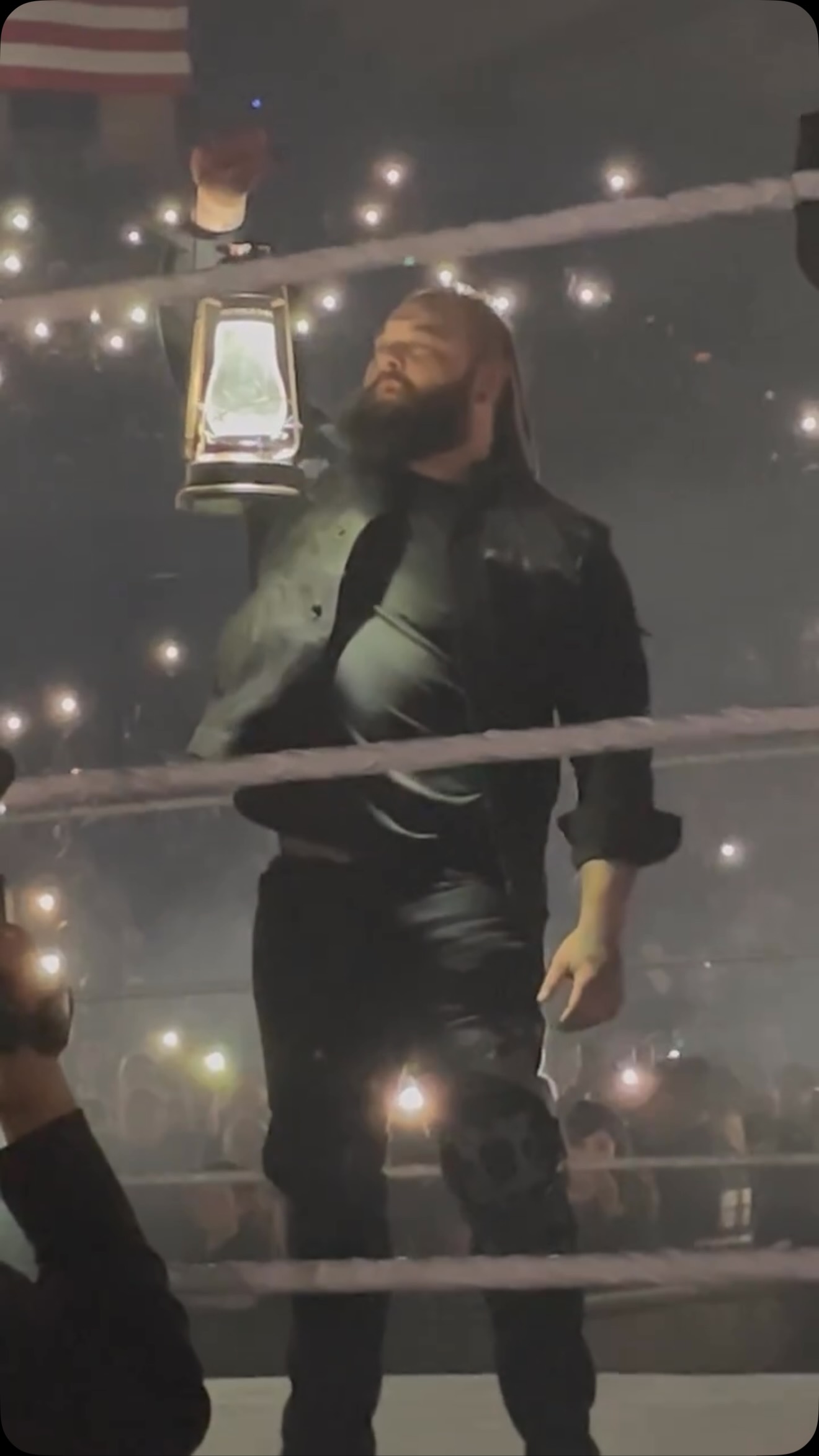 Bray Wyatt's final entrance in Chic...