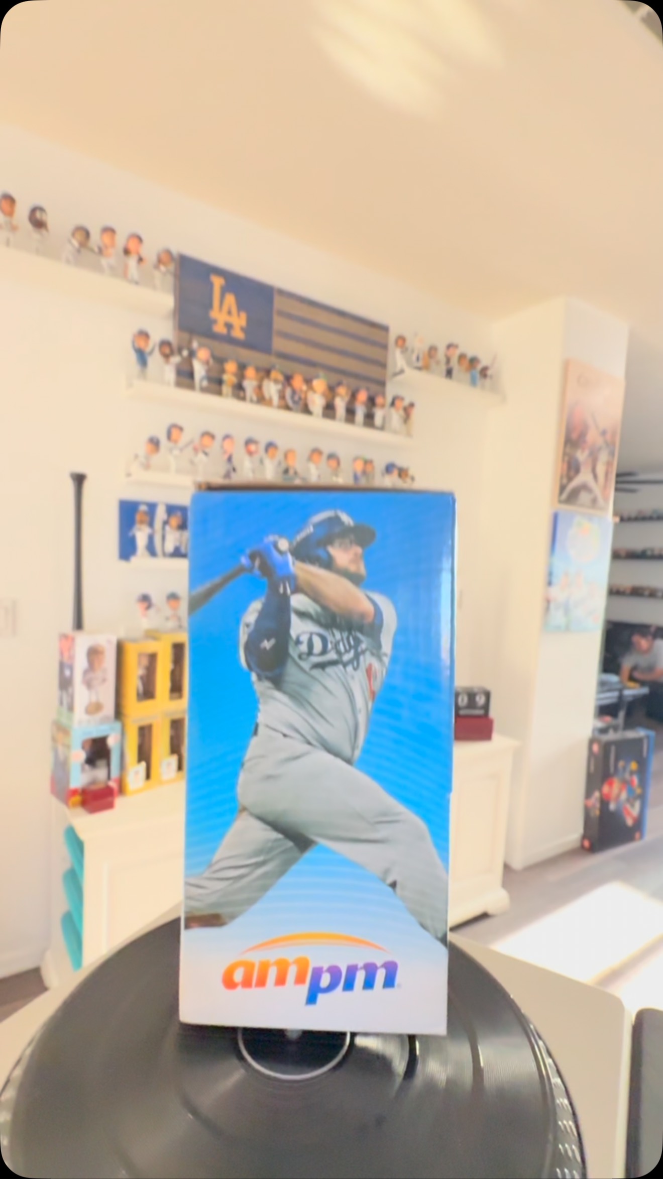 Adding the Max Muncy Game 7 Home Run bobblehead to the collection