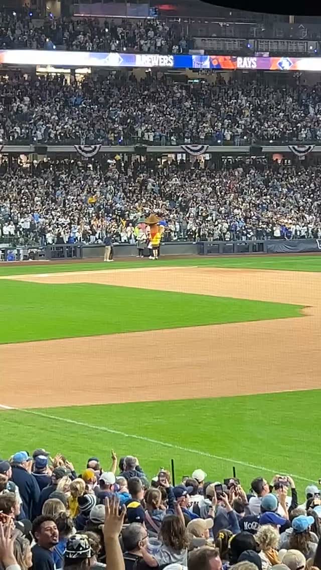 Chorizo mascot race at Brewers vs R...