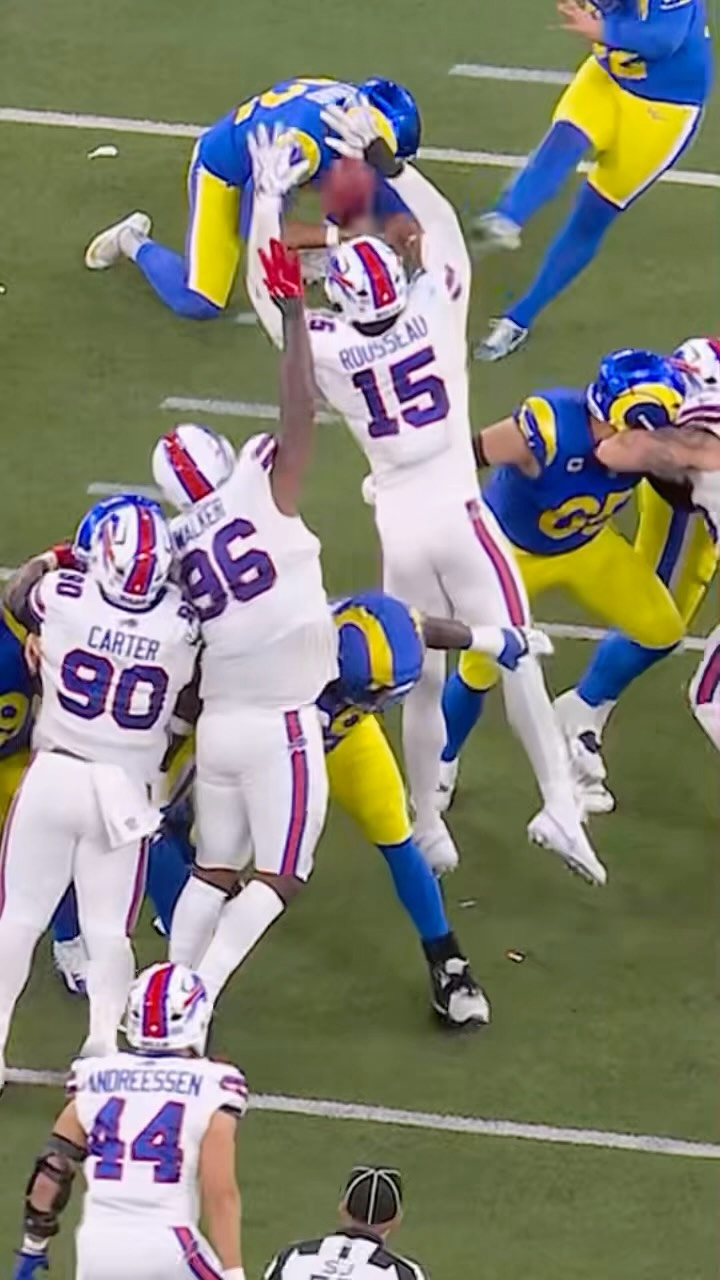 Bills vs. Rams action: With the gam...