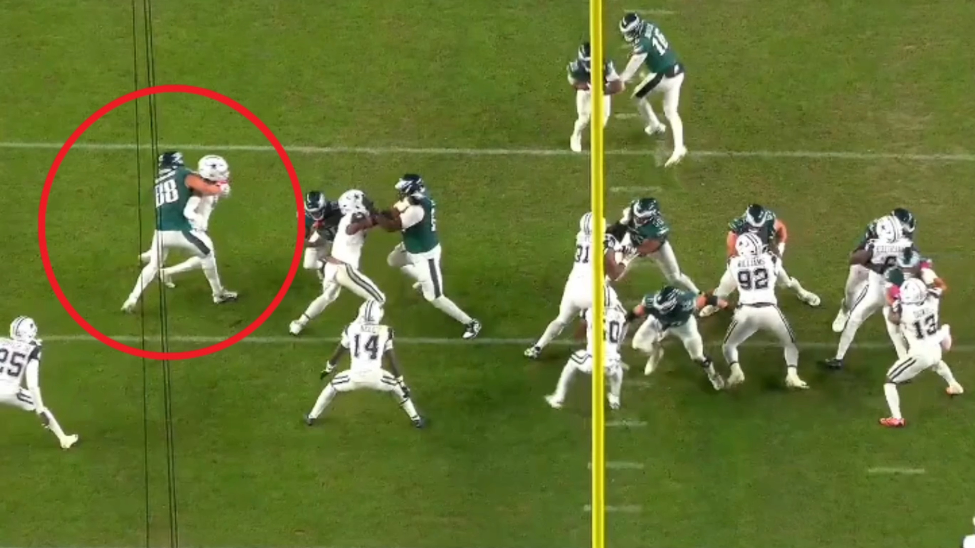 Cowboys vs. Eagles game footage hig...