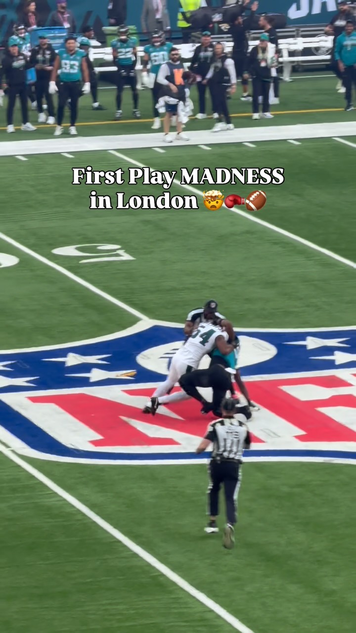 Brawl breaking out in London for Ea...