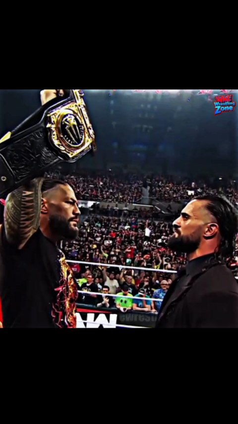 Roman Reigns vs Seth Rollins for WW...