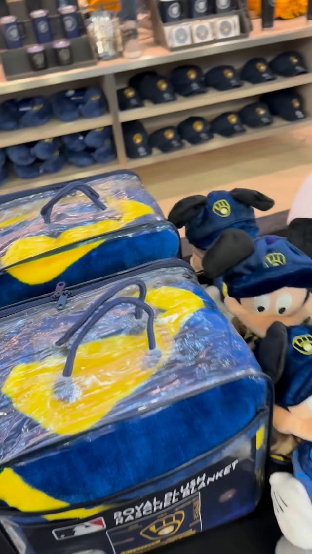 Brewers fans fly to Florida for Wor... on MILLIONS Brewers fans fly to Florida for Wor...