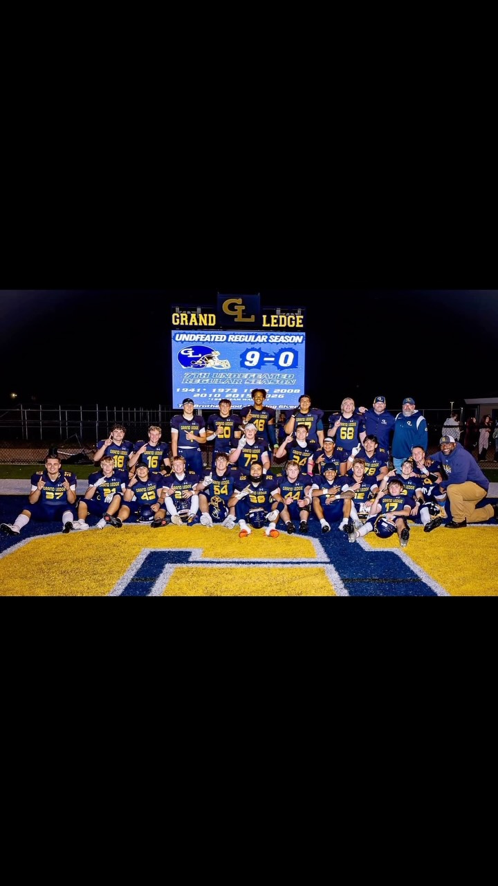 Grand Ledge High School Football Un...
