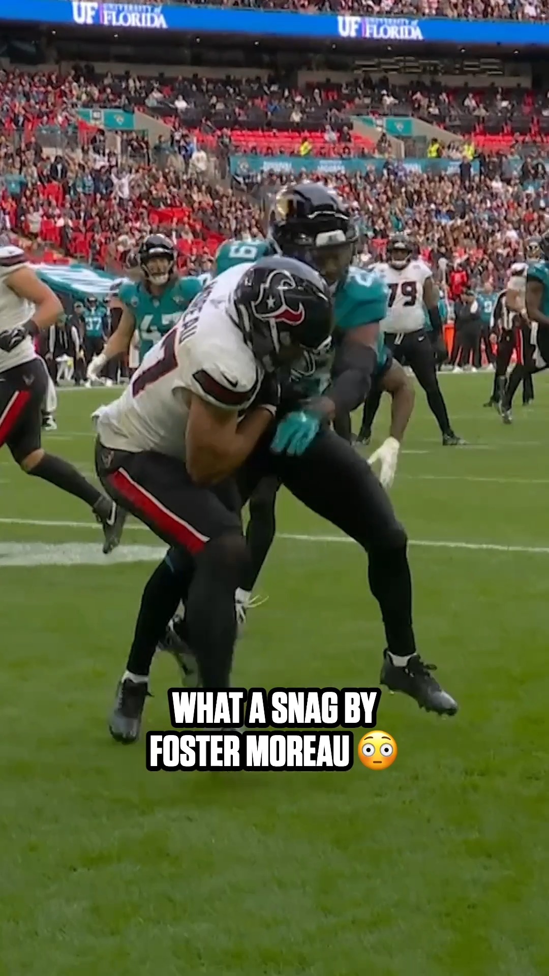 Foster Moreau makes a crazy snag in...