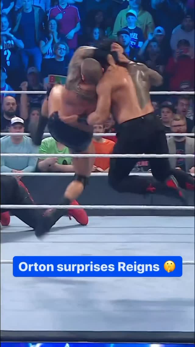 Orton surprises Reigns in an unforg...