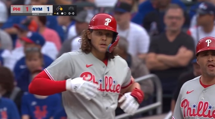 Alec Bohm's RBI single against the ...