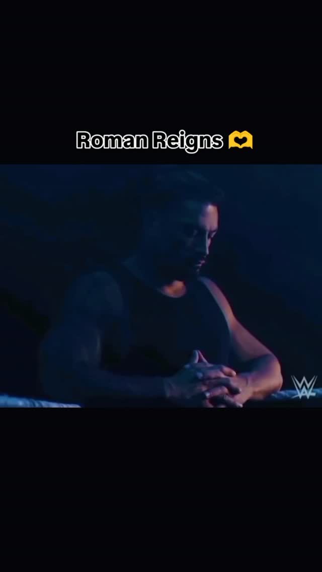 Roman Reigns fan page moment
