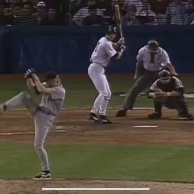 Paul O’Neill hits a towering shot i...