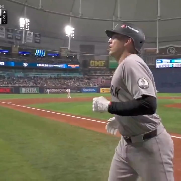 Ben Rice goes yard to make it 5-2 f...
