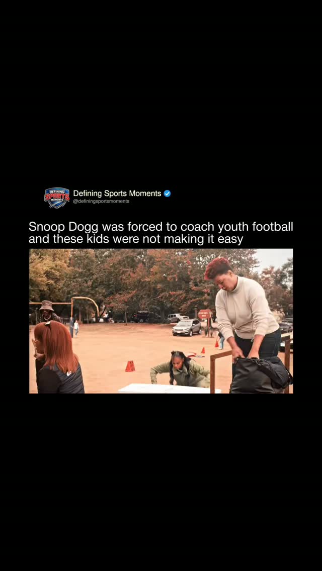 Snoop Dogg coaches youth football i...