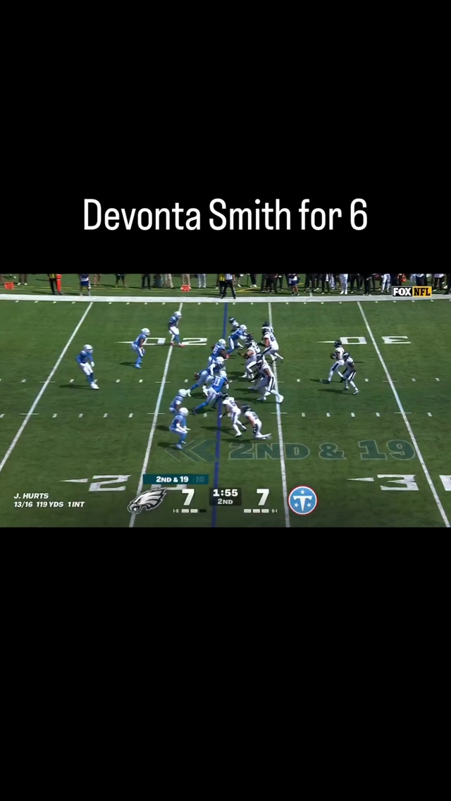 Eagles take a 14-7 lead with a grea...