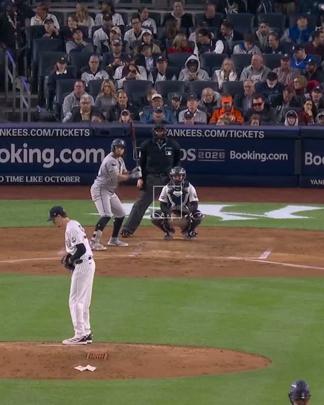 Rays strike first on Jonathan Arand...