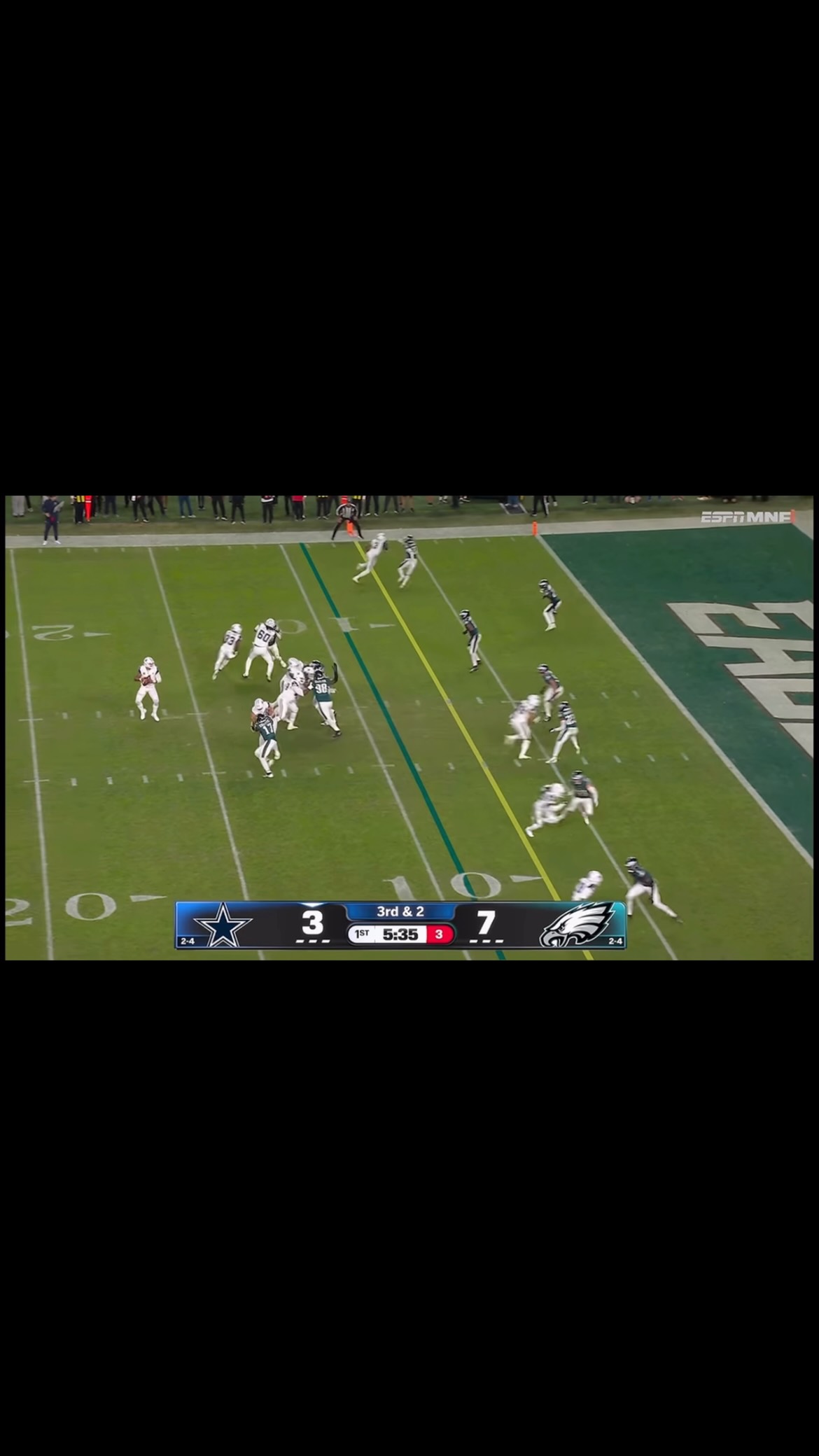 Cowboys vs. Eagles football game hi...