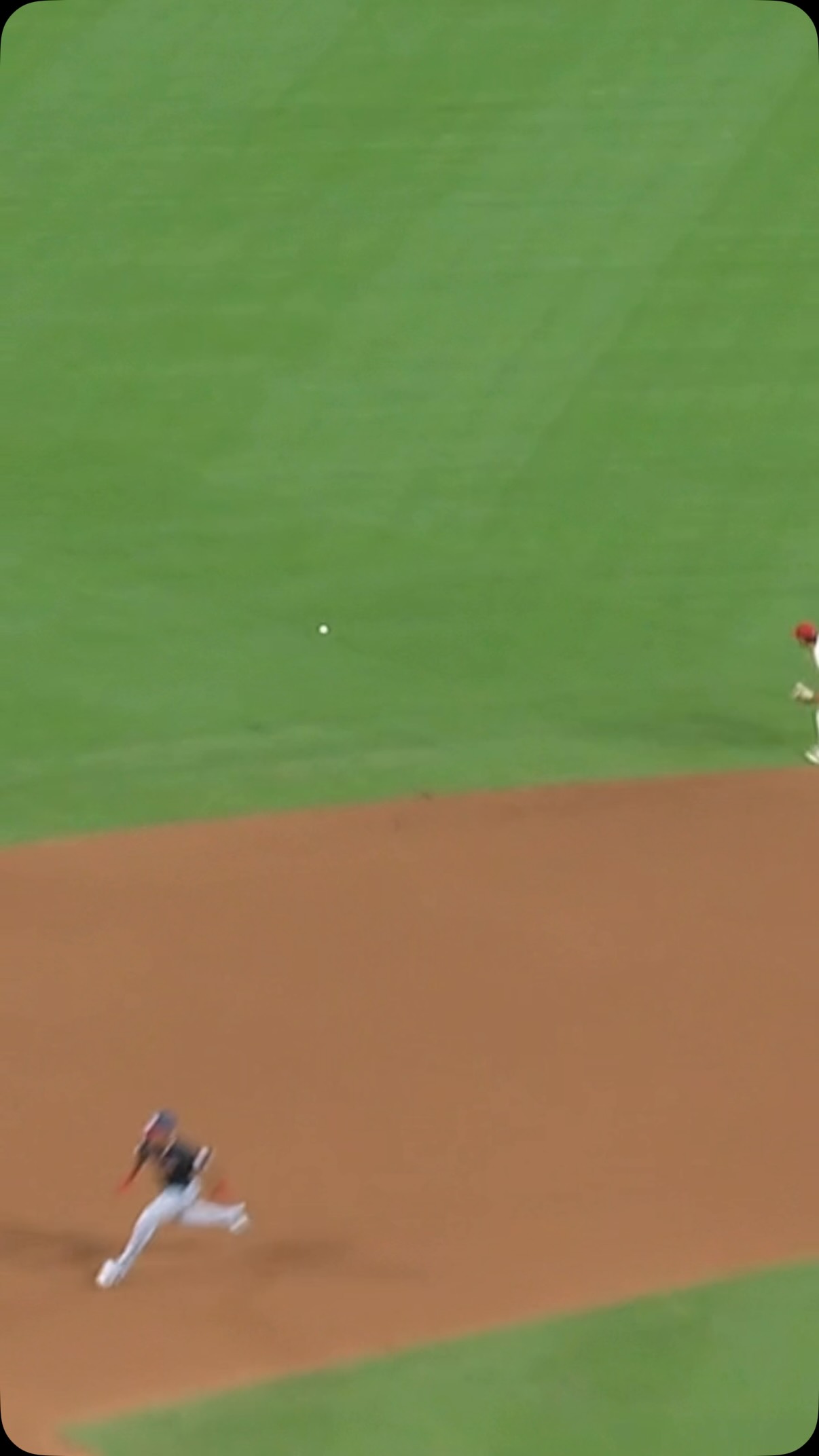 Jorbit Vivas gives Washington the l...