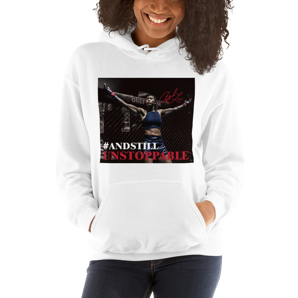 Angela Lee, Hoodie