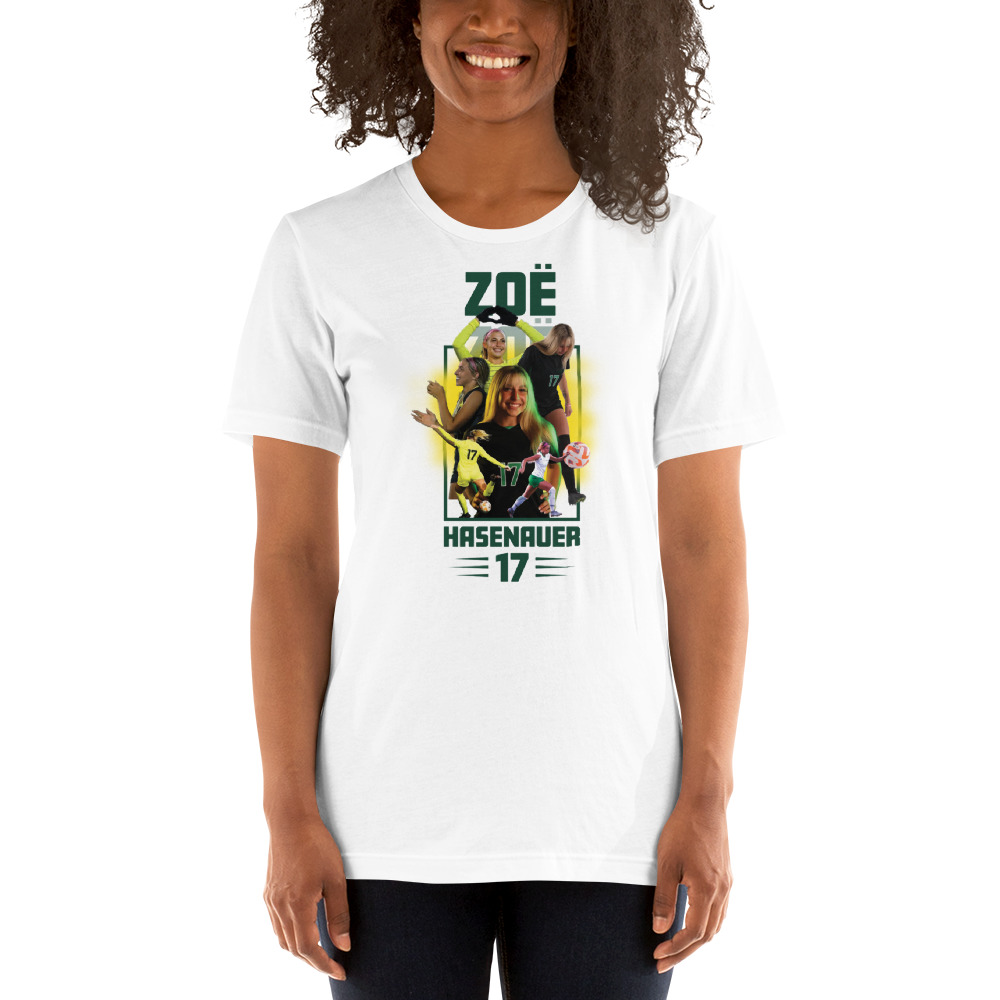 #17 Zoë Hasenauer Graphic T-Shirt, Gold Logo