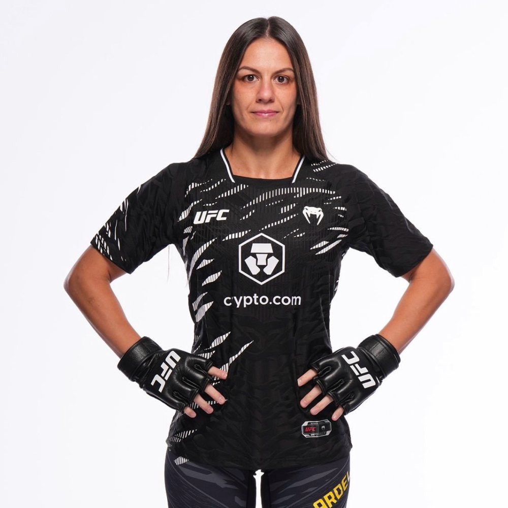 Interview with Alice ardelean